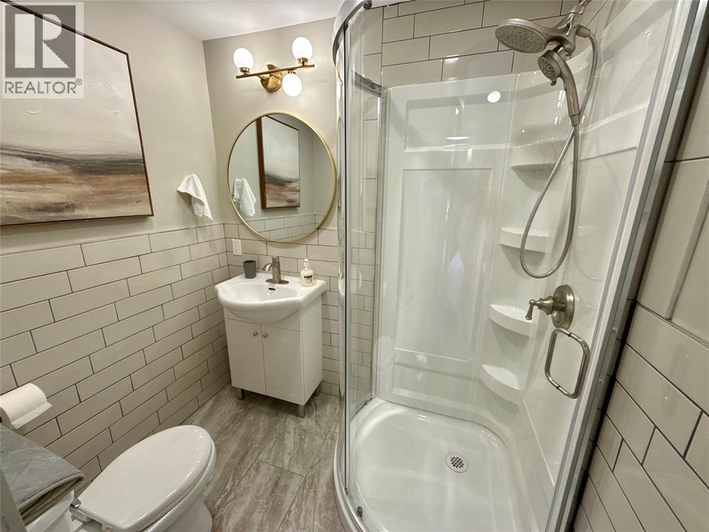 1100 Bruce STREET — photo 32