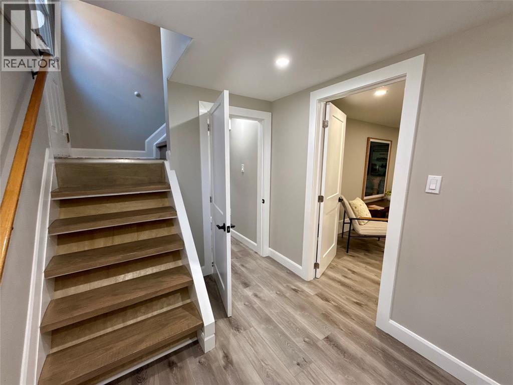 1100 Bruce STREET — photo 34