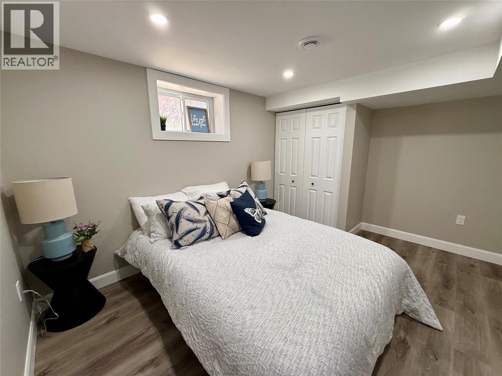 1100 Bruce STREET — photo 41