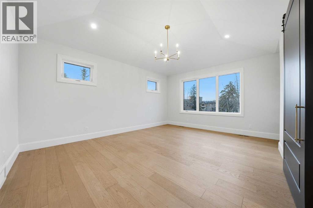 Single Family House for Sale in   Street NW Parkdale Calgary 