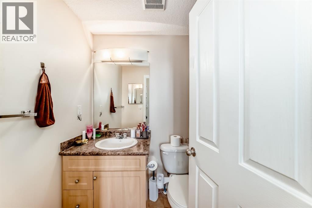 Single Family House Multi-level for Sale in   Taravista Drive NE Taradale Calgary 