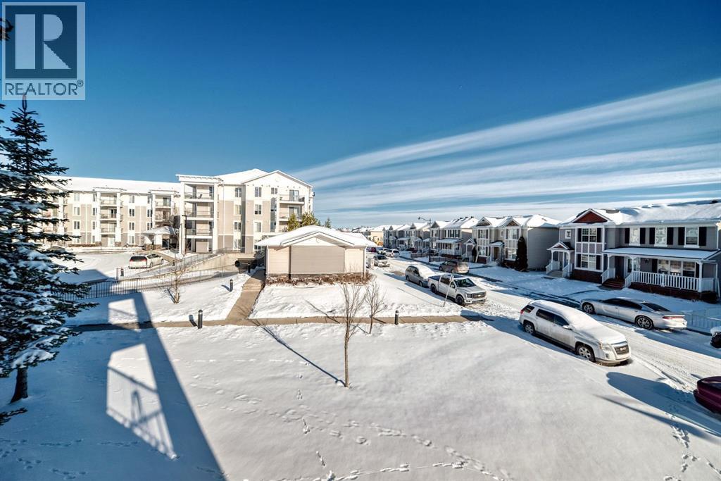 Single Family House Multi-level for Sale in   Taravista Drive NE Taradale Calgary 