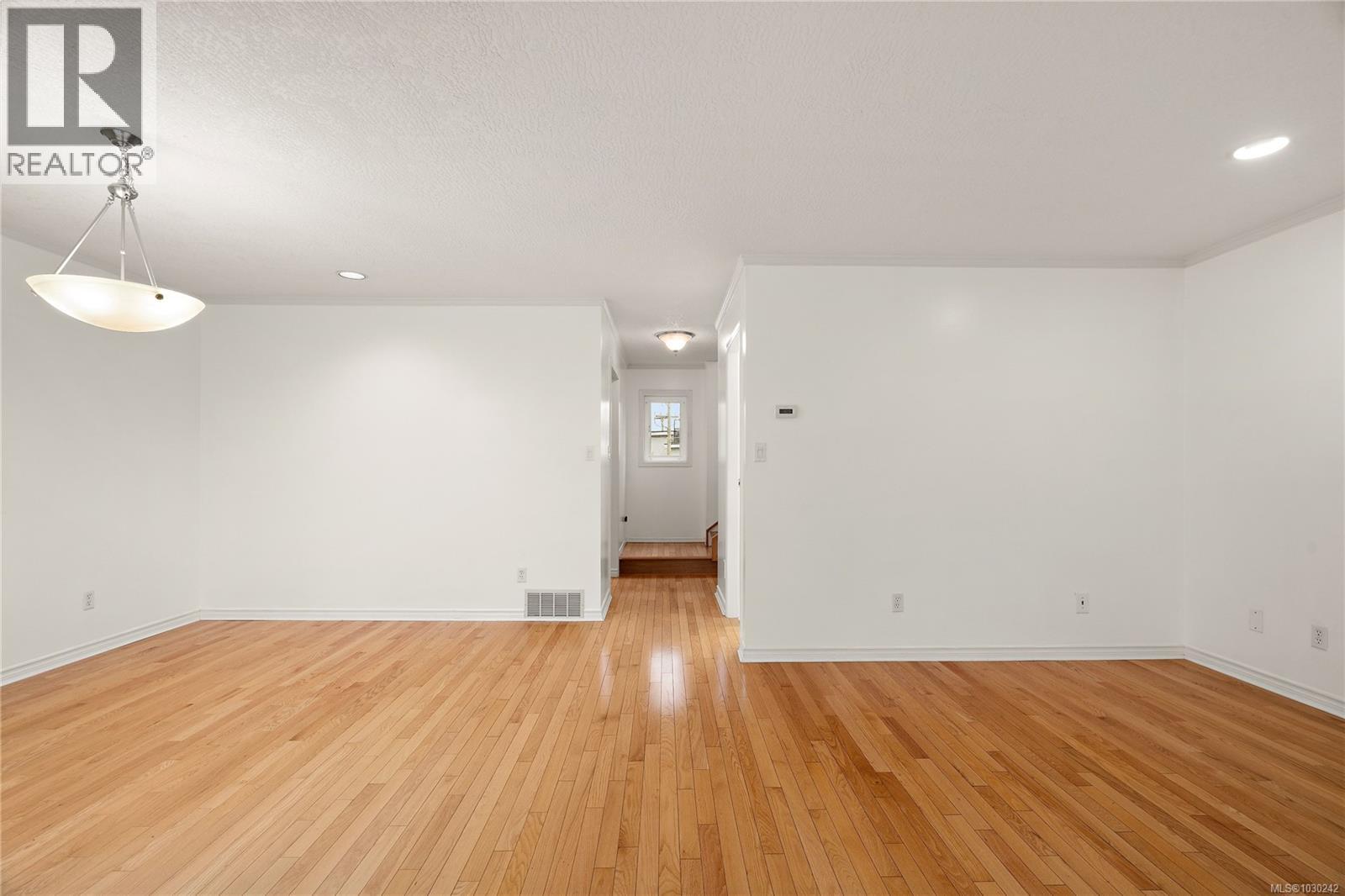 4 108 Dallas Road, Victoria