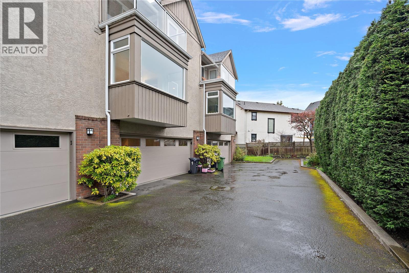 4 108 Dallas Road, Victoria