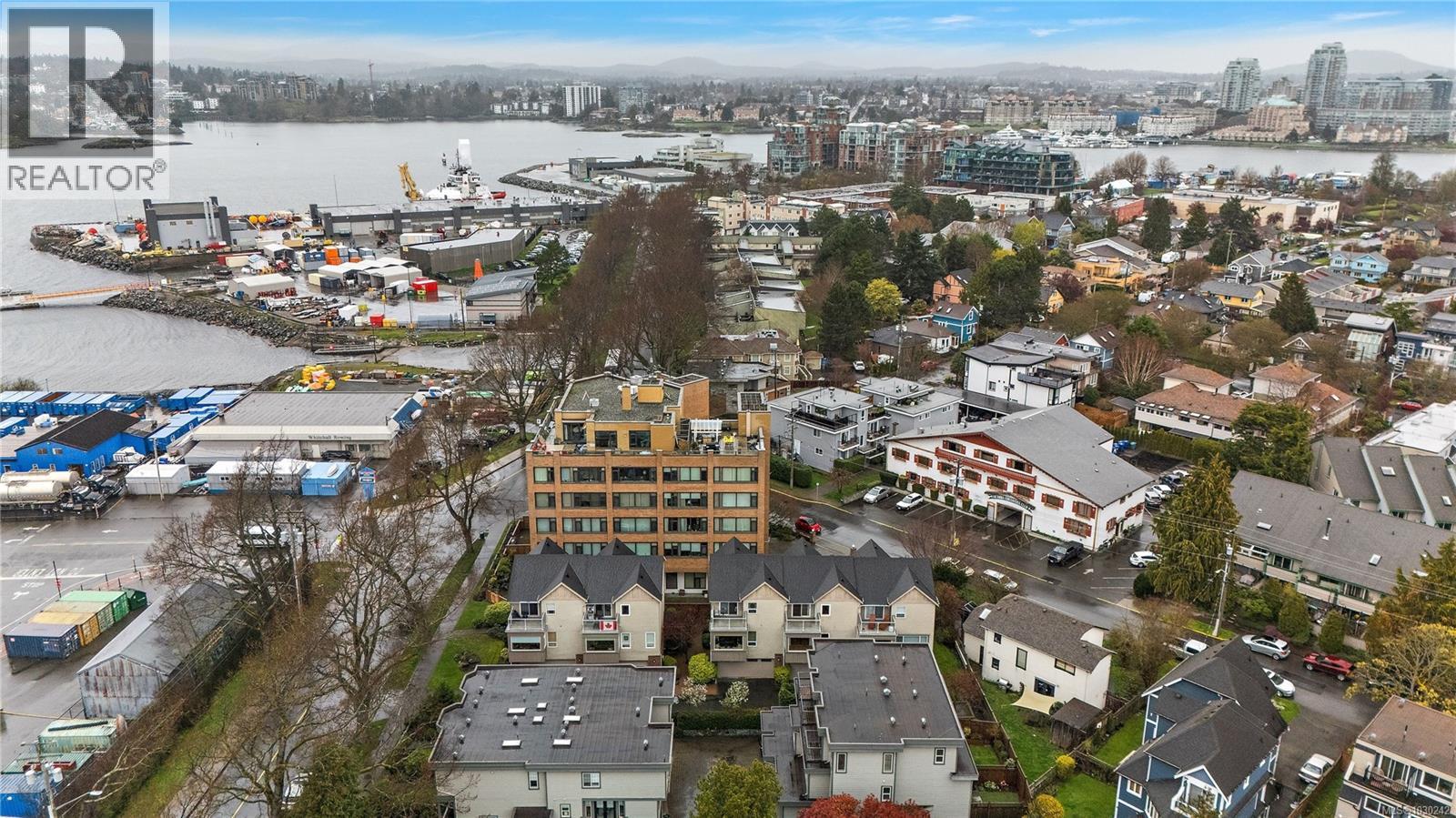 4 108 Dallas Road, Victoria