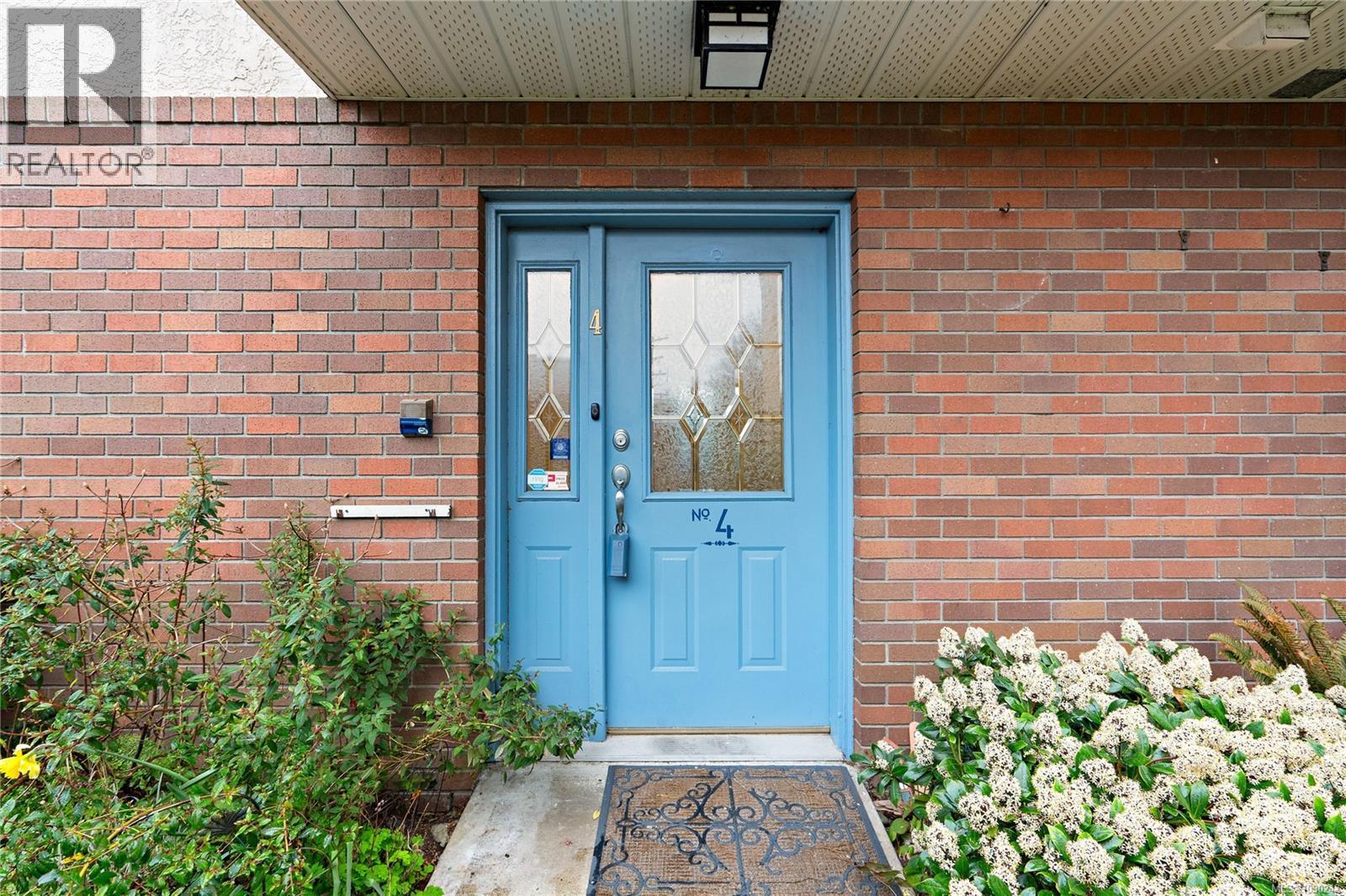 4 108 Dallas Road, Victoria