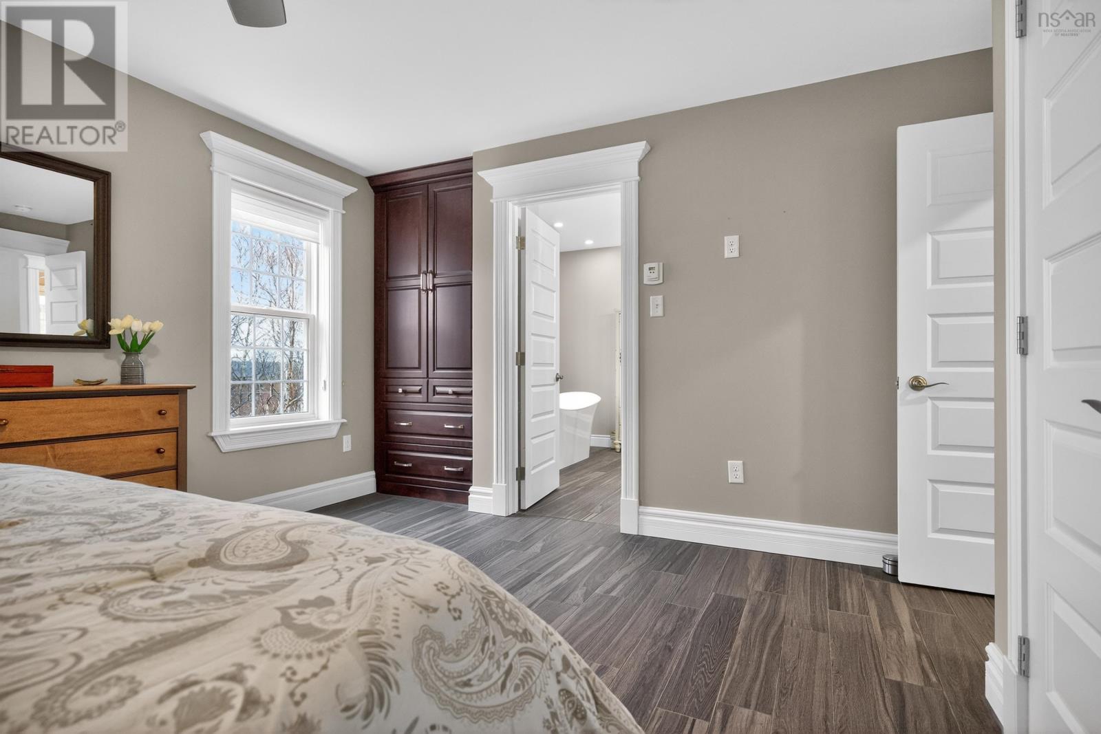 Property 19 of 49 of 40 Sutherland Dr Drive