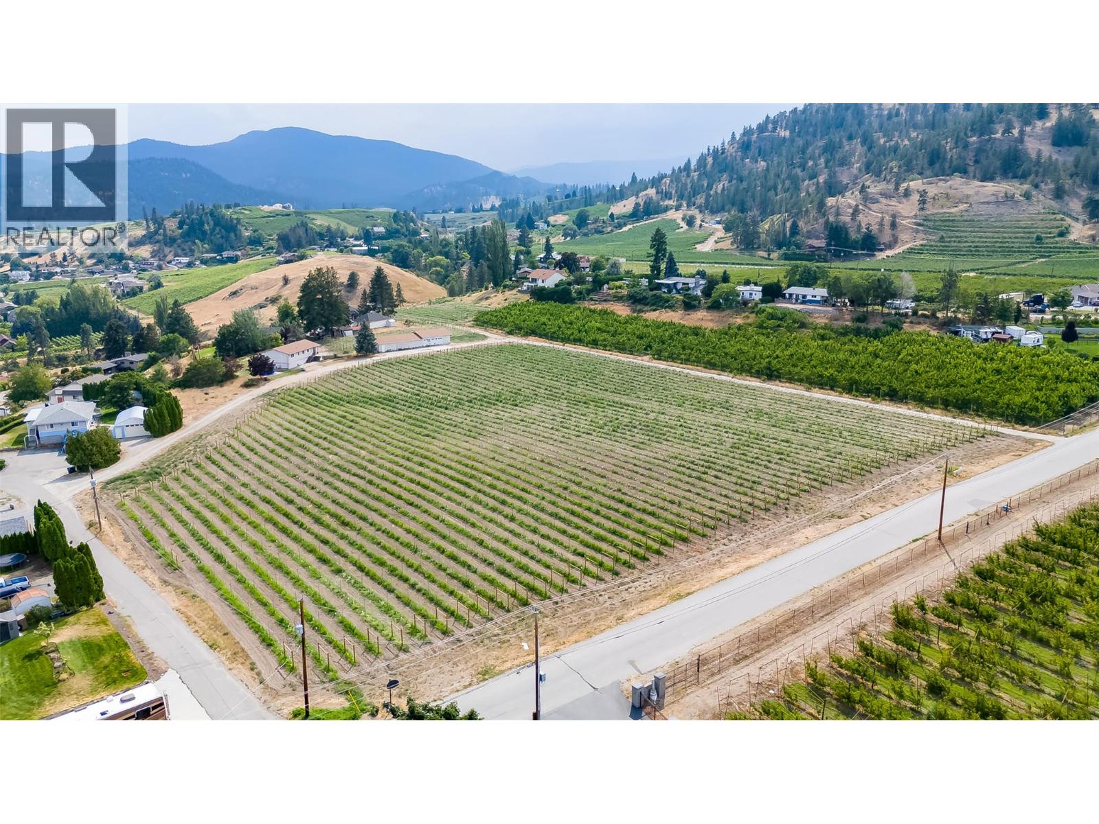 5711 White Street, Summerland