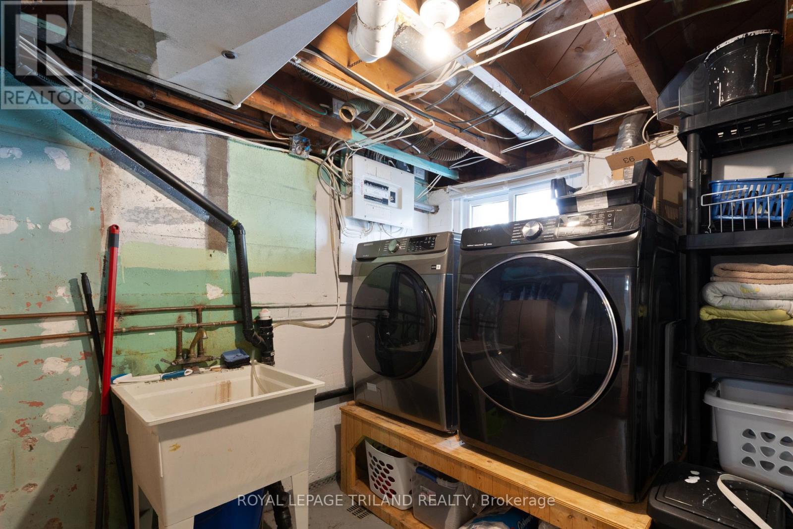 90 LOCUST STREET - 31