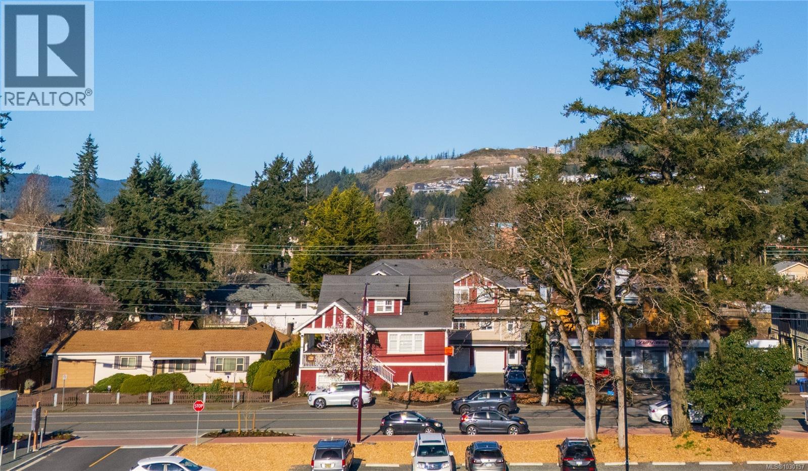 #104 2766 PEATT RD - 8