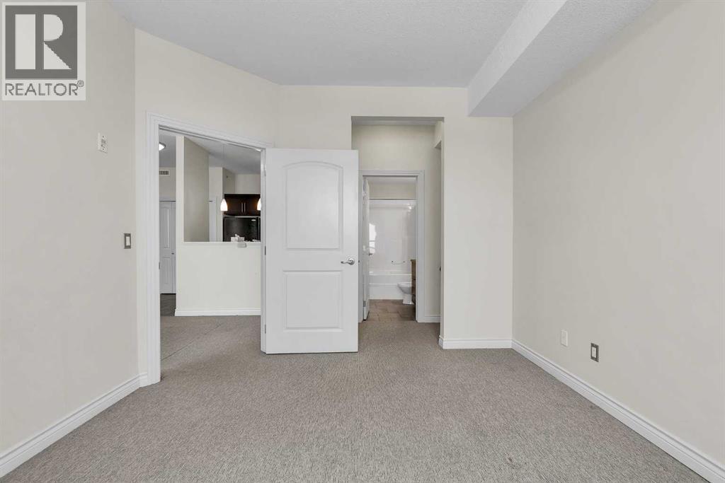 Single Family House for Sale in   Val Gardena View SW Springbank Hill Calgary 