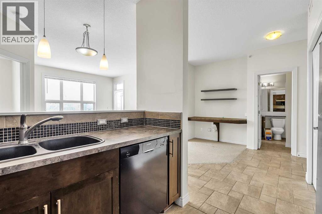 Single Family House for Sale in   Val Gardena View SW Springbank Hill Calgary 