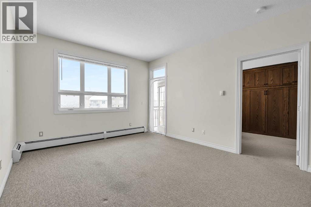 Single Family House for Sale in   Val Gardena View SW Springbank Hill Calgary 