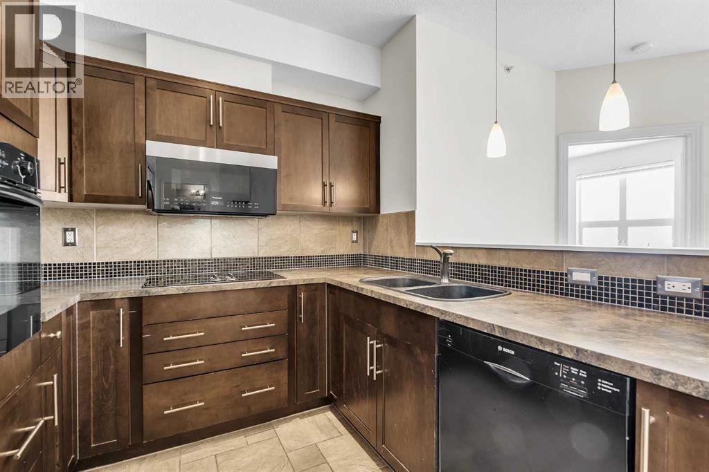 Single Family House for Sale in   Val Gardena View SW Springbank Hill Calgary 