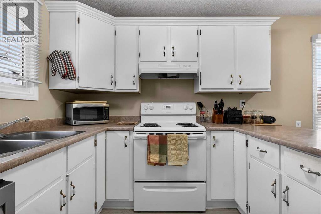 Single Family House Bungalow for Sale in  Bedford Road NE Beddington Heights Calgary 