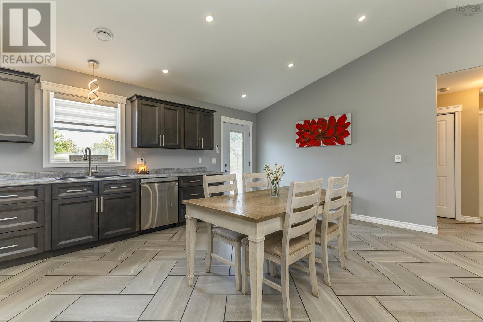 2161 Spring Garden Road - 18