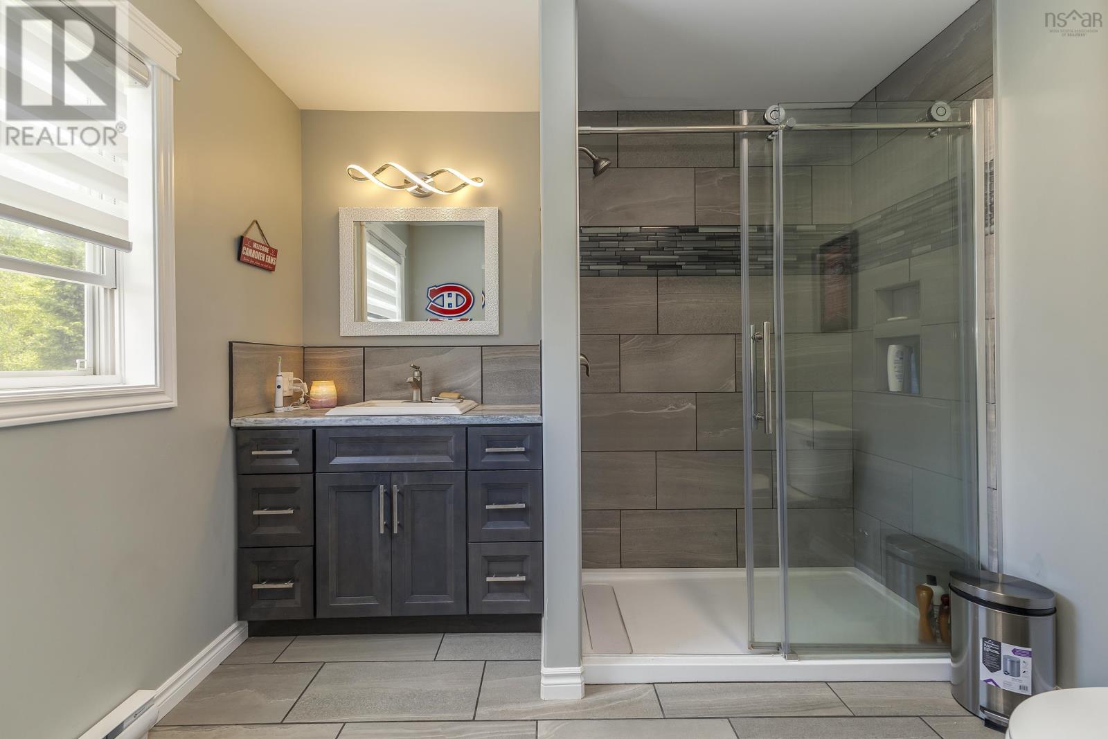 2161 Spring Garden Road - 38