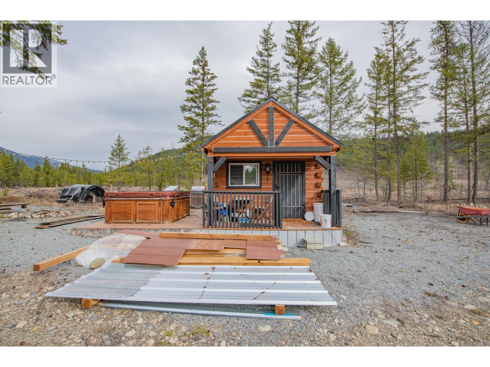 183 CALDER ROAD - 13