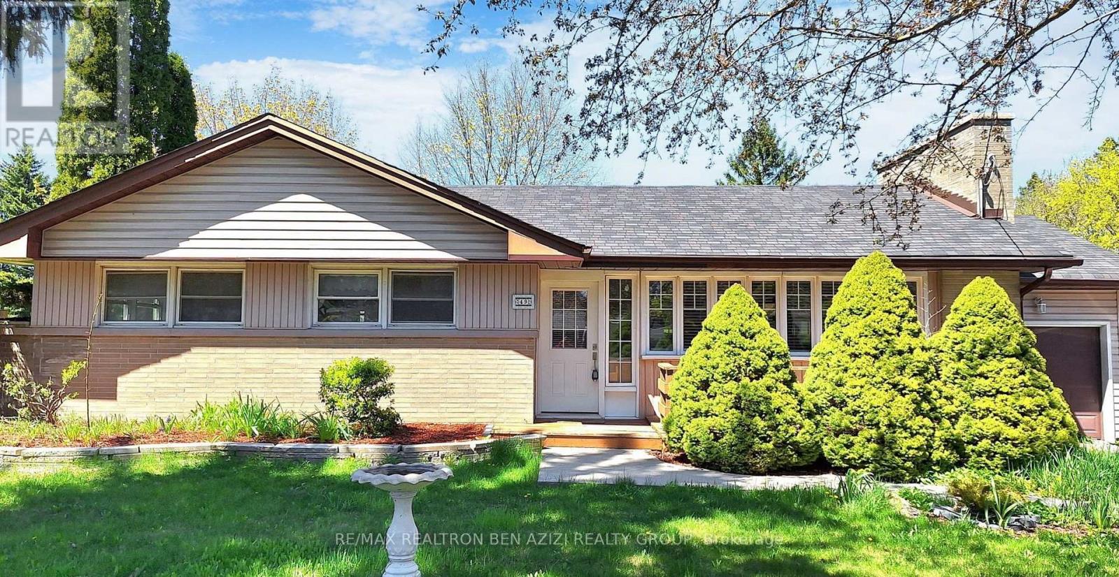 Listing photo of 49 DON MOR DRIVE