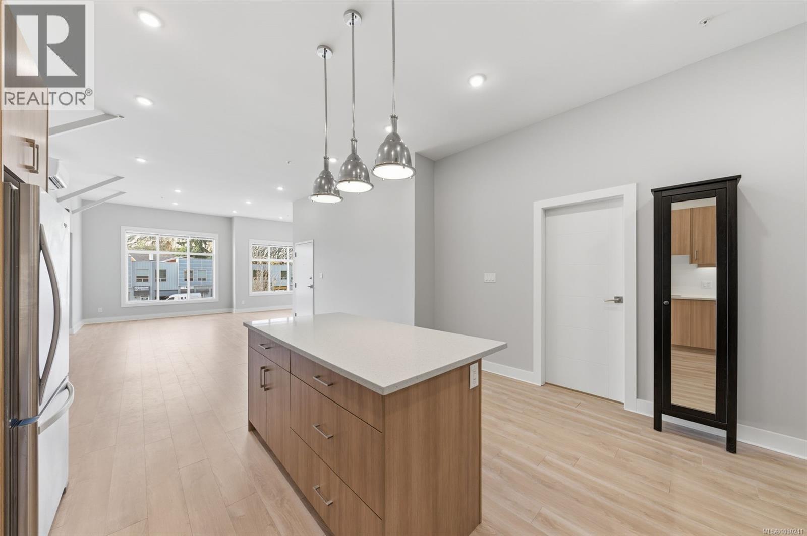 109 2785 Leigh Road, Langford