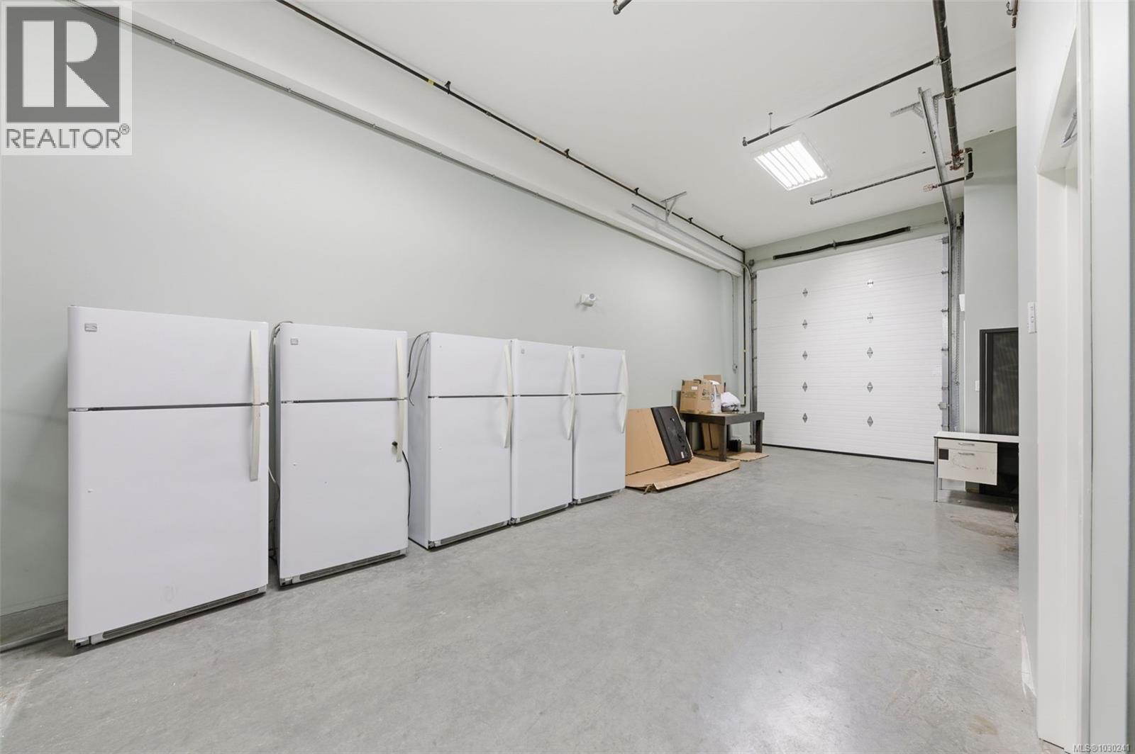 109 2785 Leigh Road, Langford