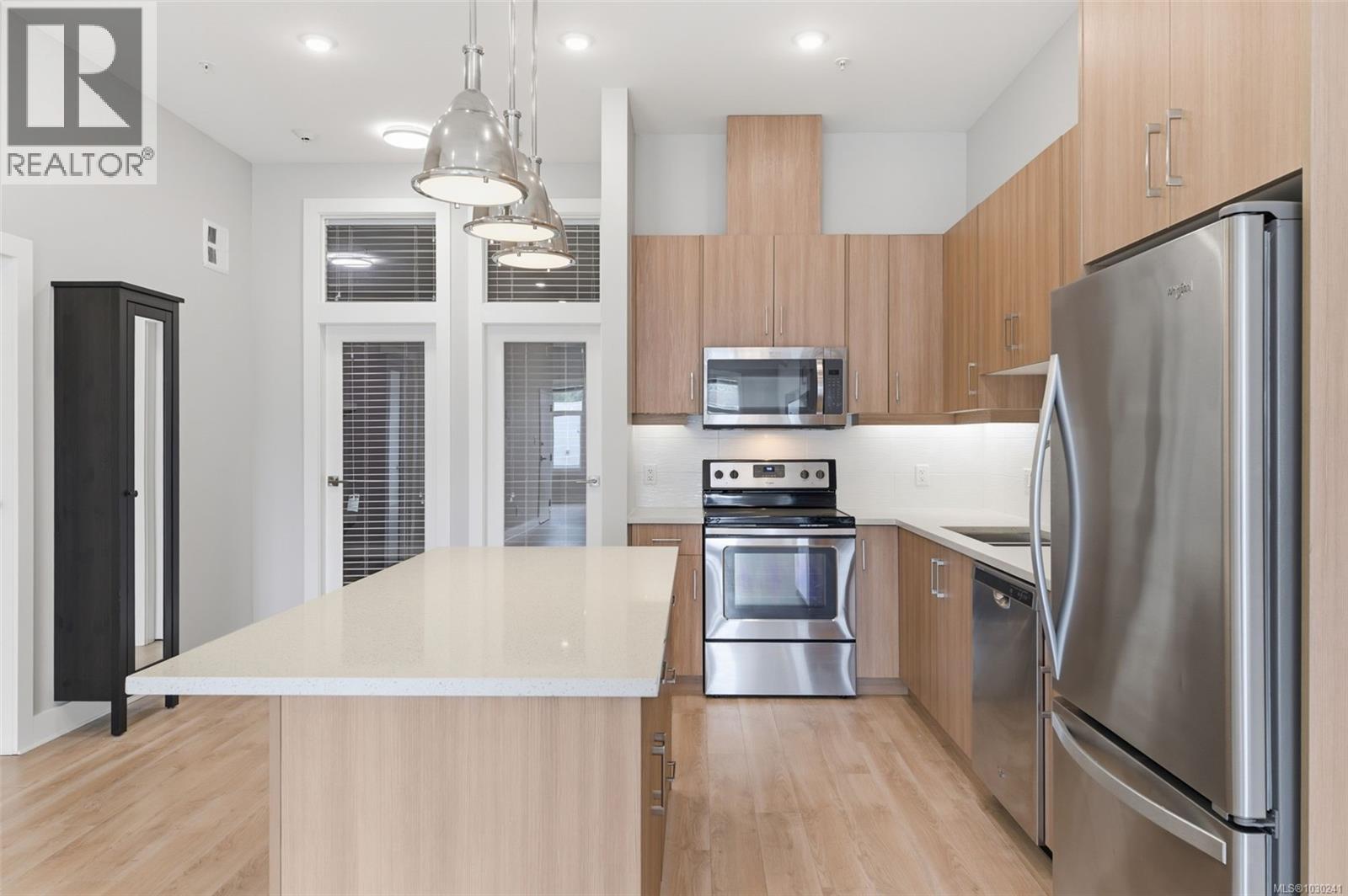 109 2785 Leigh Road, Langford