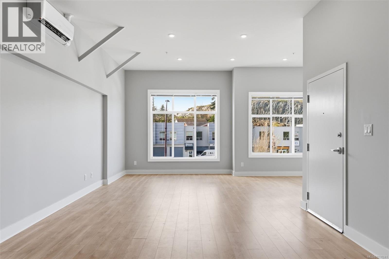 109 2785 Leigh Road, Langford