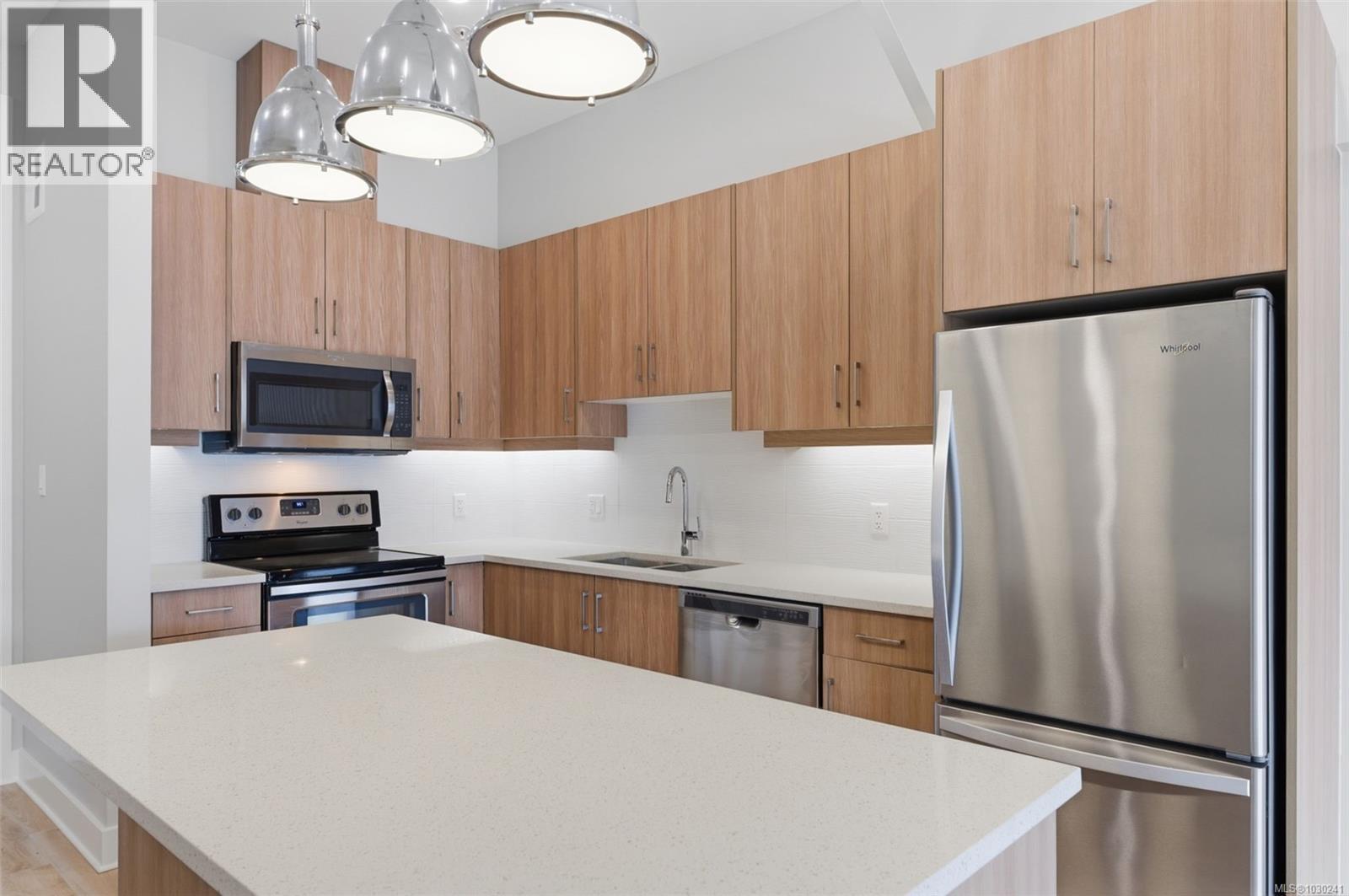 109 2785 Leigh Road, Langford