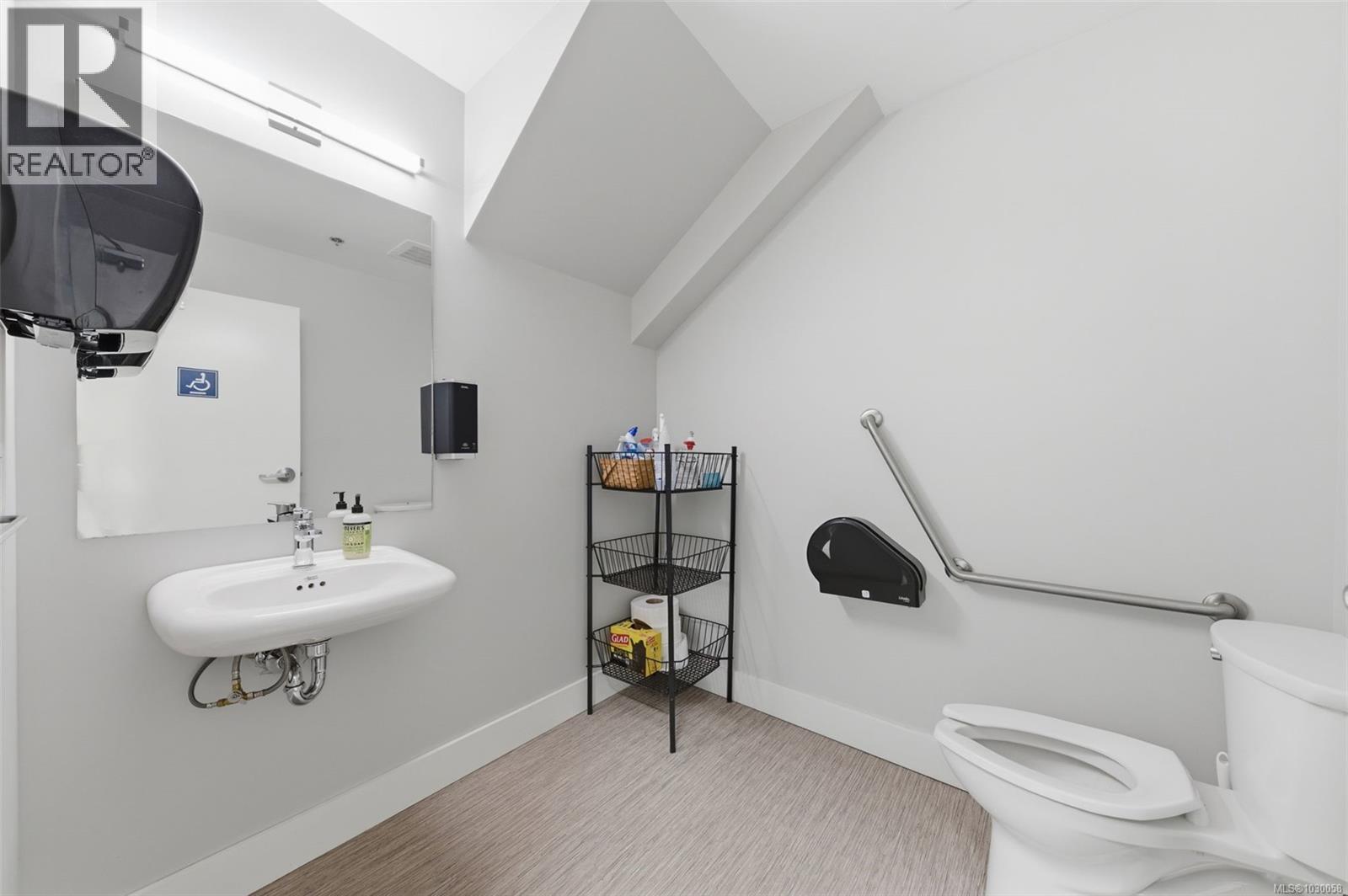 #109 2785 LEIGH RD - 22