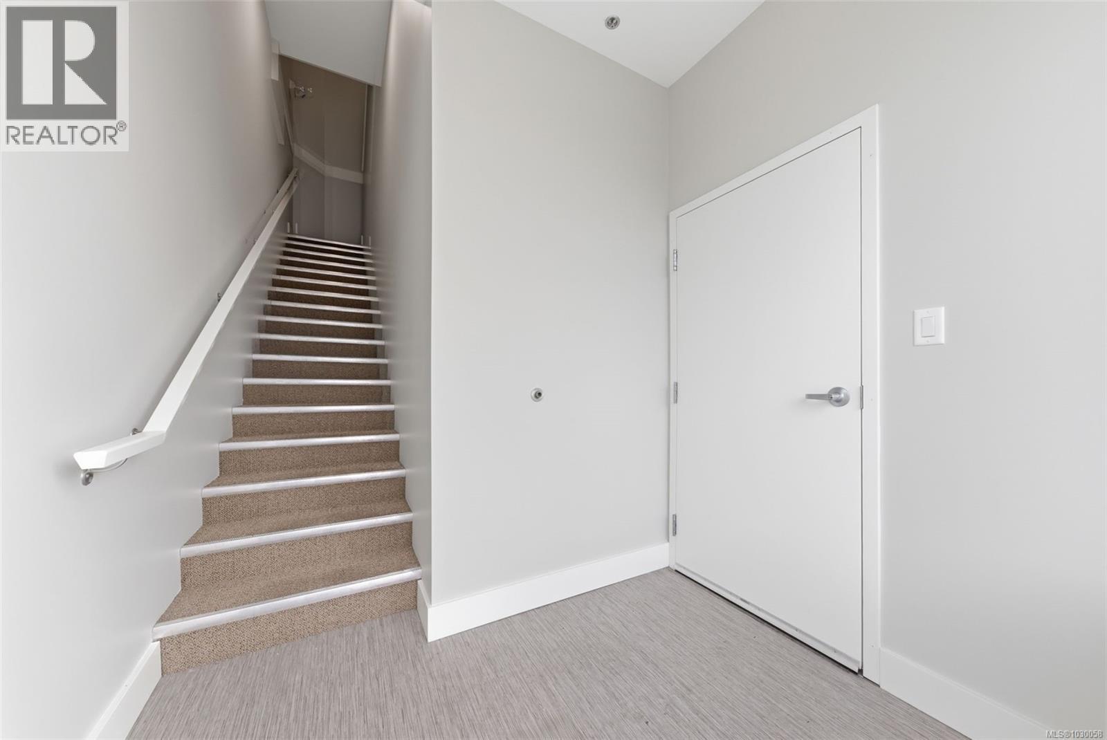 #109 2785 LEIGH RD - 24