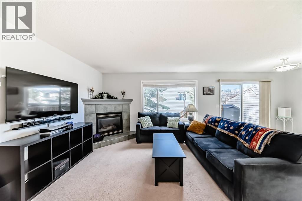 122 Bow Ridge Crescent, Cochrane