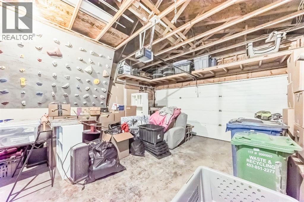 122 Bow Ridge Crescent, Cochrane