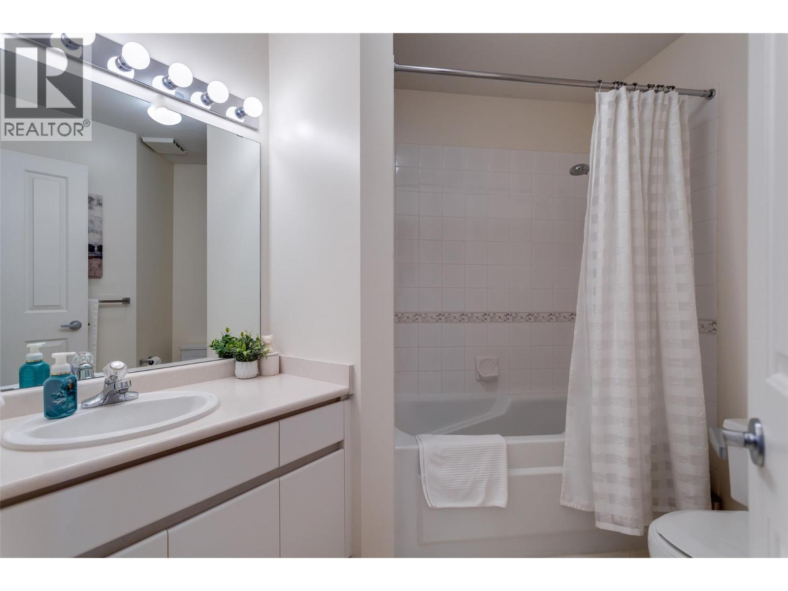 213 2350 Stillingfleet Road, Kelowna