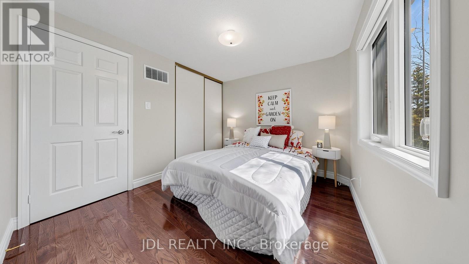 16 BRECKONWOOD CRESCENT,Markham (Aileen-Willowbrook),,