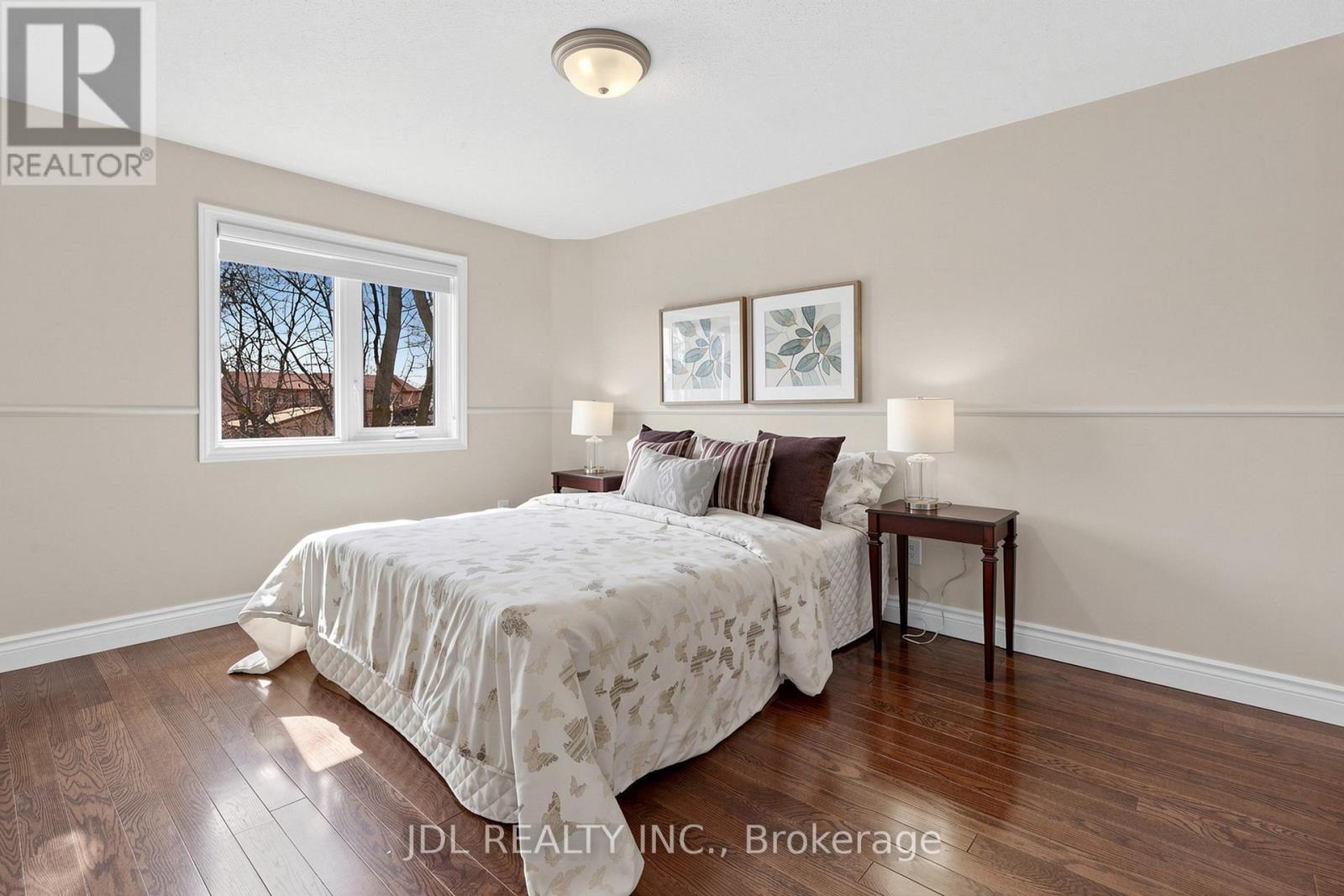 16 BRECKONWOOD CRESCENT,Markham (Aileen-Willowbrook),,
