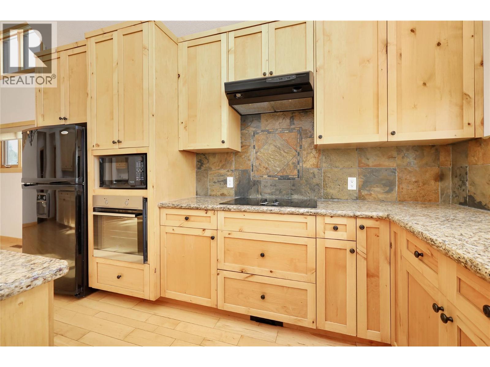 #21 6800 COLUMBIA LAKE ROAD - 16