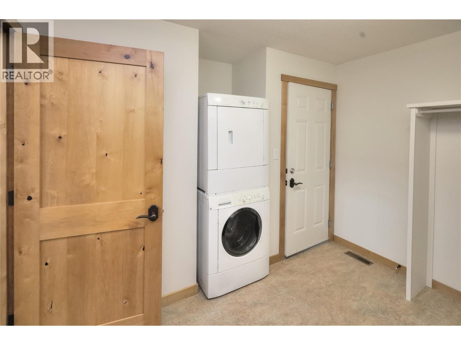 #21 6800 COLUMBIA LAKE ROAD - 29