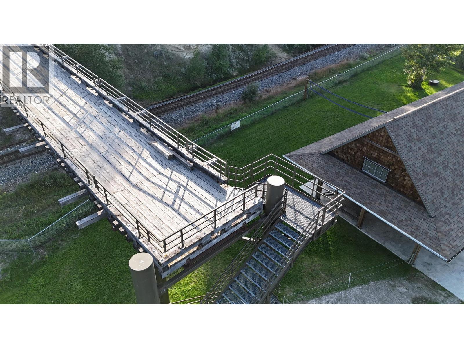 #21 6800 COLUMBIA LAKE ROAD - 70