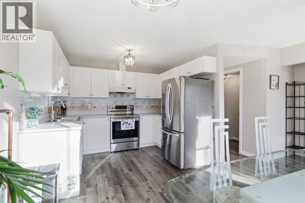 Single Family House for Sale in   temple Drive NE Temple Calgary 