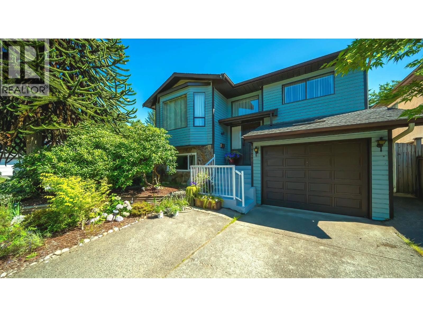 1160 SHELTER Crescent - main photo