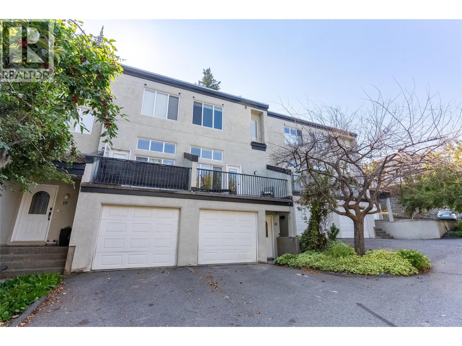 #18 411 ABERDEEN DRIVE - 30