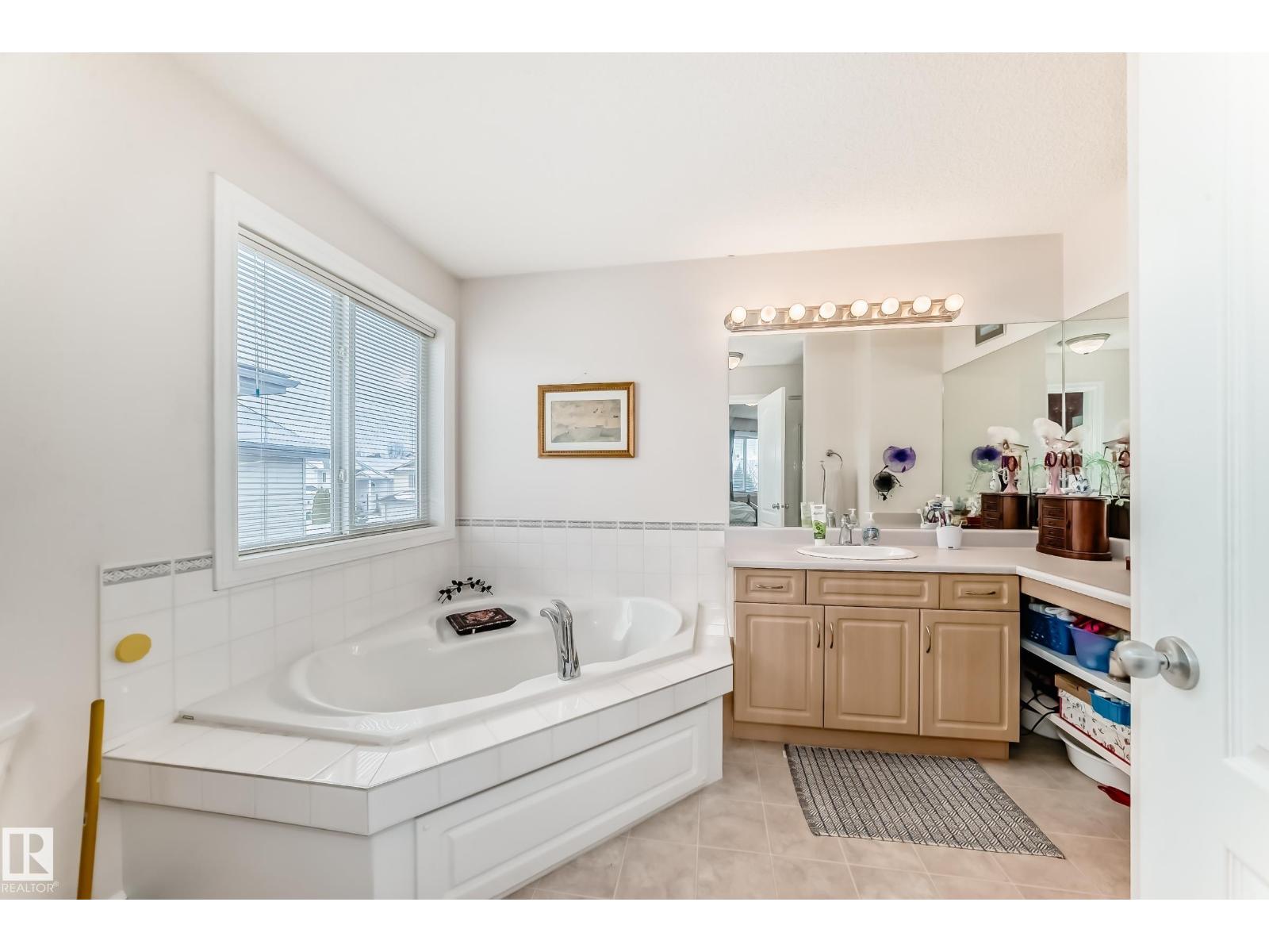 
          4619 151 AV NW
            <br/>
            <span>Edmonton</span>
            , 
            <span>AB</span>
             <span>T5Y3A1</span>
         - Photo 28