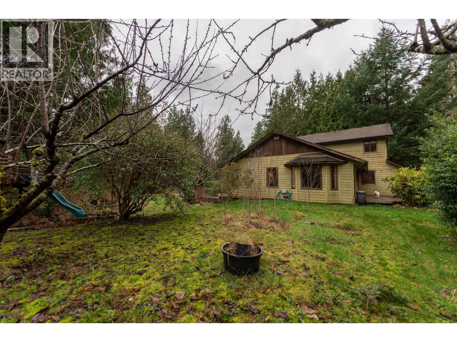 1479 PARK AVENUE, Roberts Creek