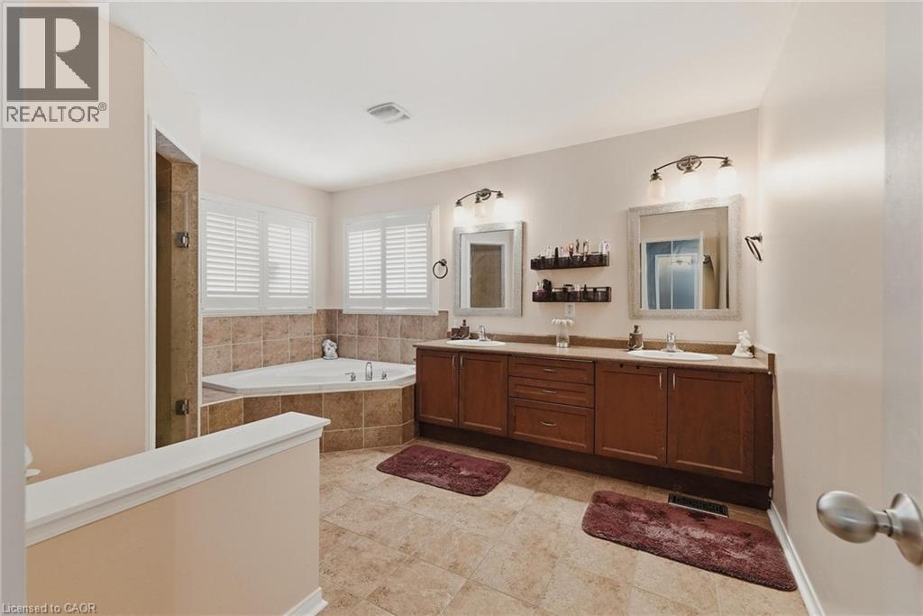 29 HANSFORD Drive - 25