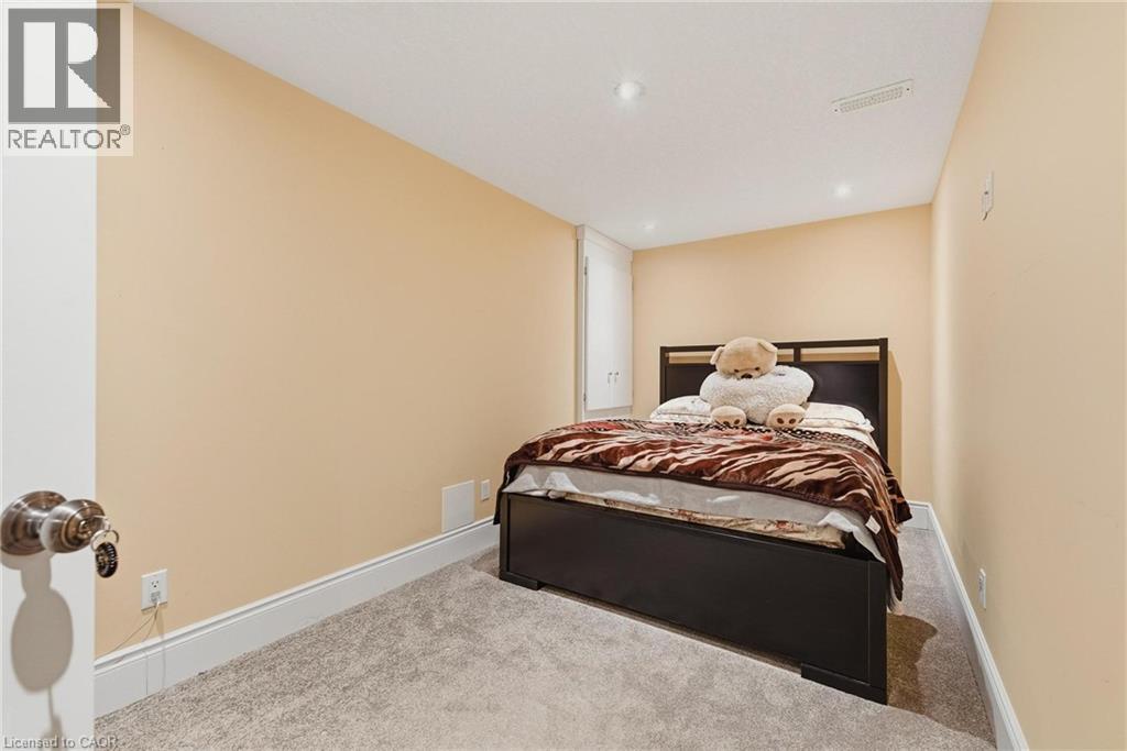 29 HANSFORD Drive - 40