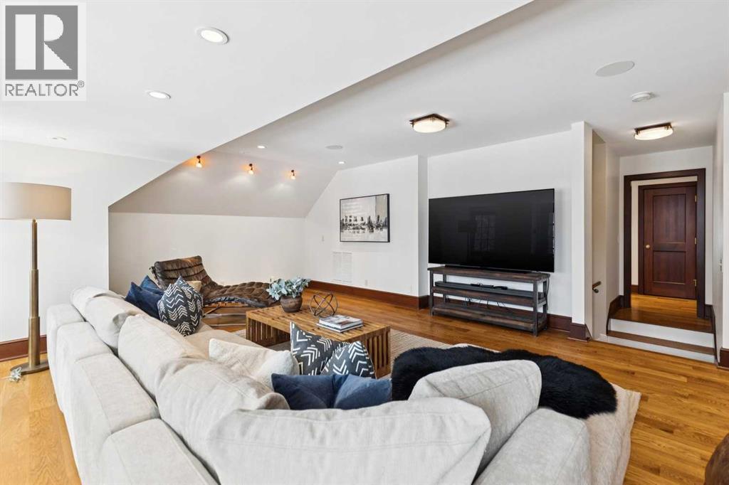 Single Family House for Sale in  Carleton Street SW Upper Mount Royal Calgary 