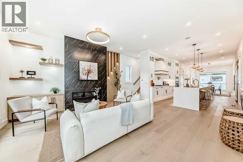 Single Family House for Sale in   Avenue NW Tuxedo Park Calgary 