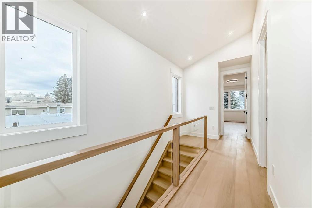 Single Family House for Sale in   Avenue NW Tuxedo Park Calgary 