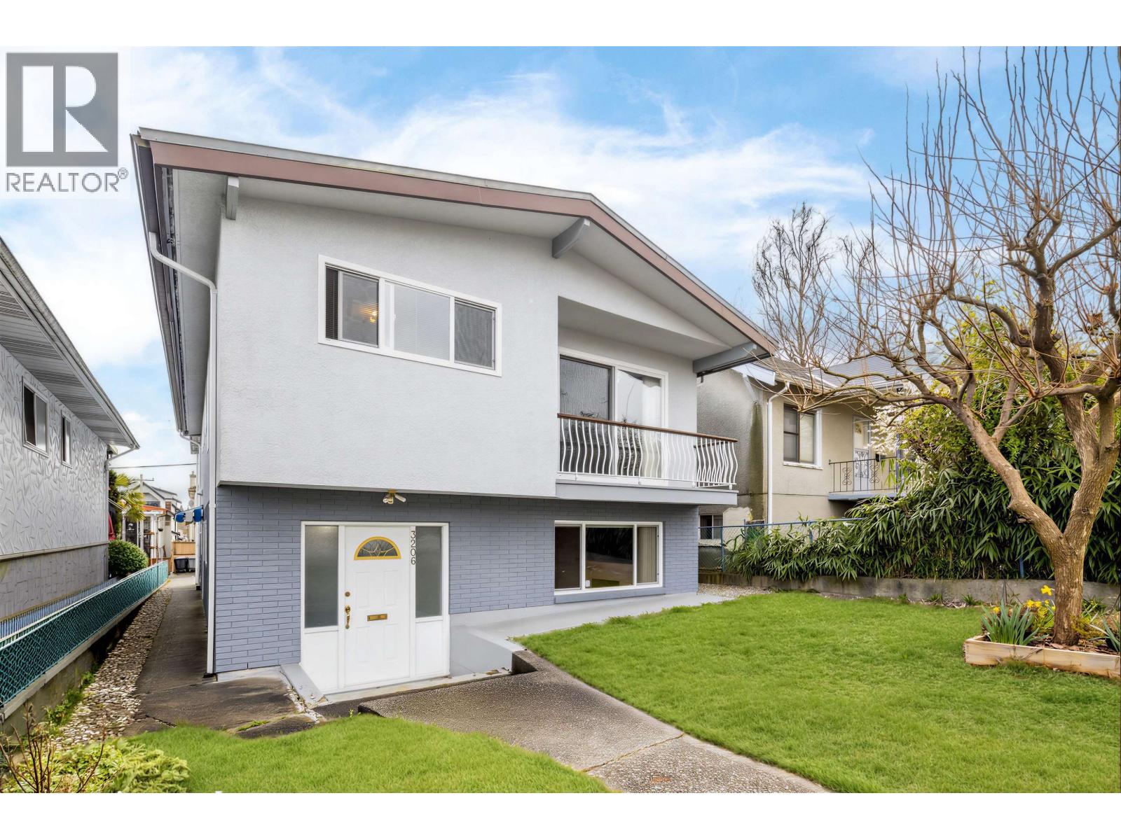 3206 ADANAC Street - photo 2