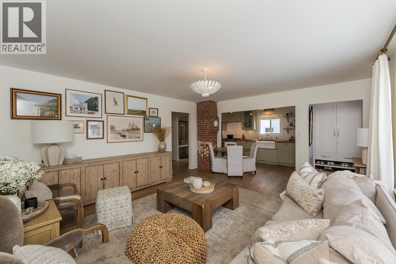 1150 BURDEN STREET - 12